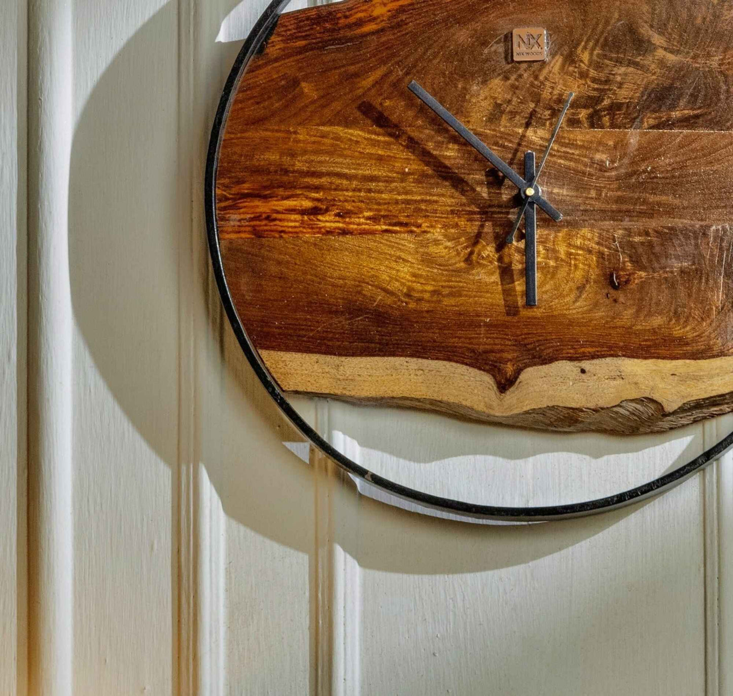 Rosewood Clock - Timeless Elegance for Your Space