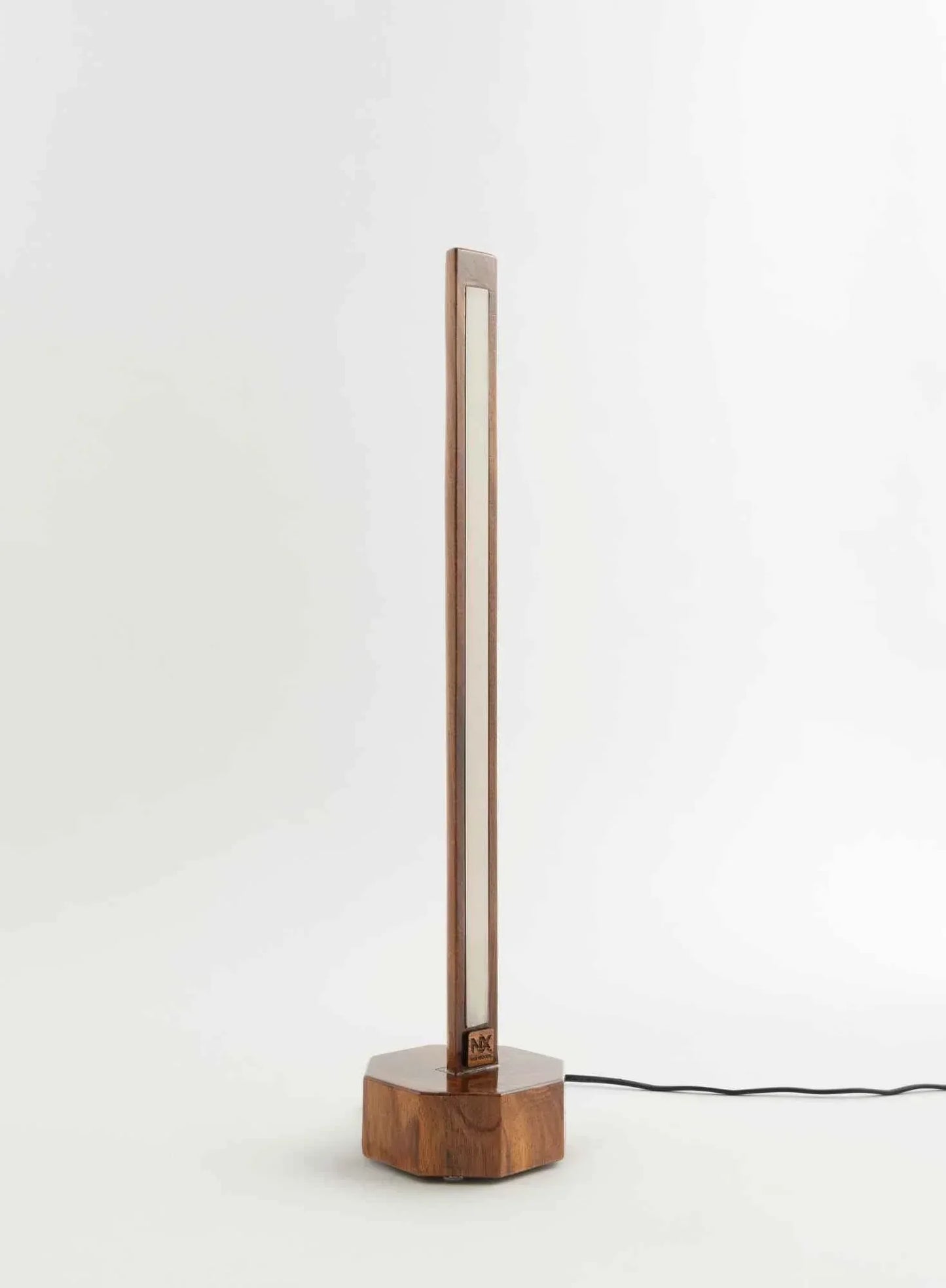 Compact Wooden Floor Lamp – Subtle Charm with Small Rod Design - NixWoods