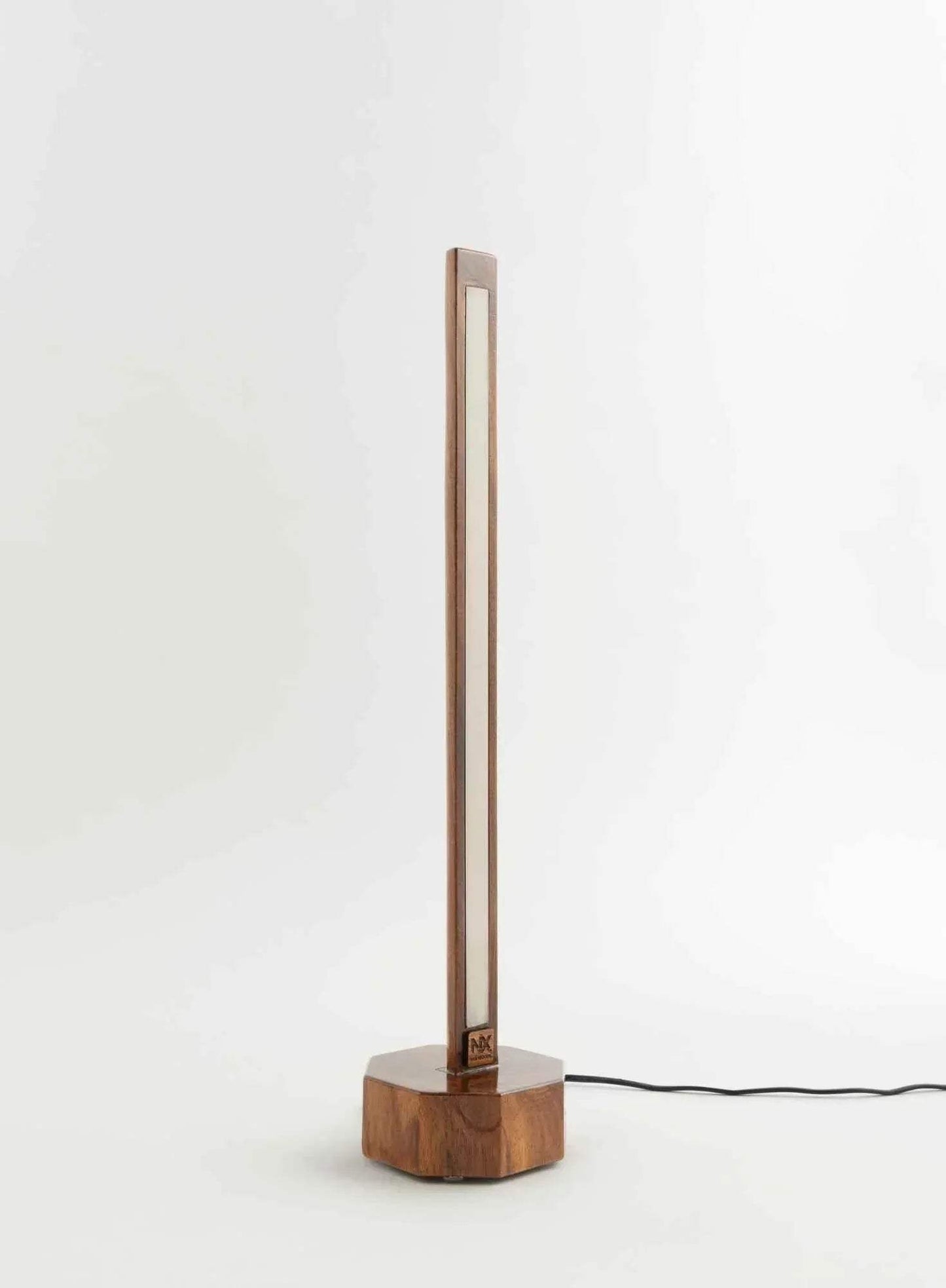 Compact Wooden Floor Lamp – Subtle Charm with Small Rod Design - NixWoods