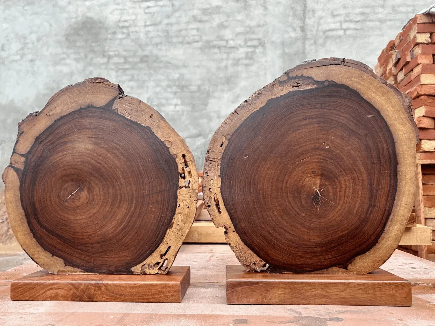 Live Edge Magnetic Knife Block – Natural Wood Stand for Kitchen Storage & Display - NixWoods